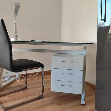 Gaeste- Und Ferienwohnung Glaeser Цвиккау Экстерьер фото