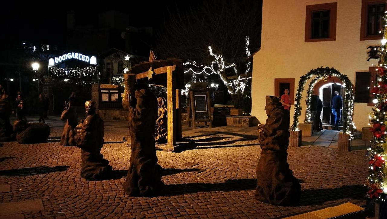 Gäste Und Gläser Zwickau