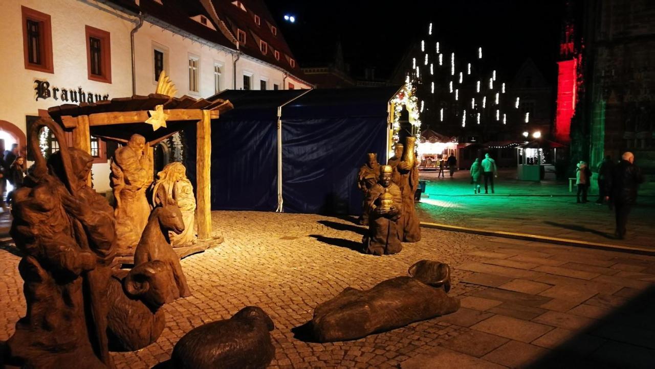Gäste Und Gläser