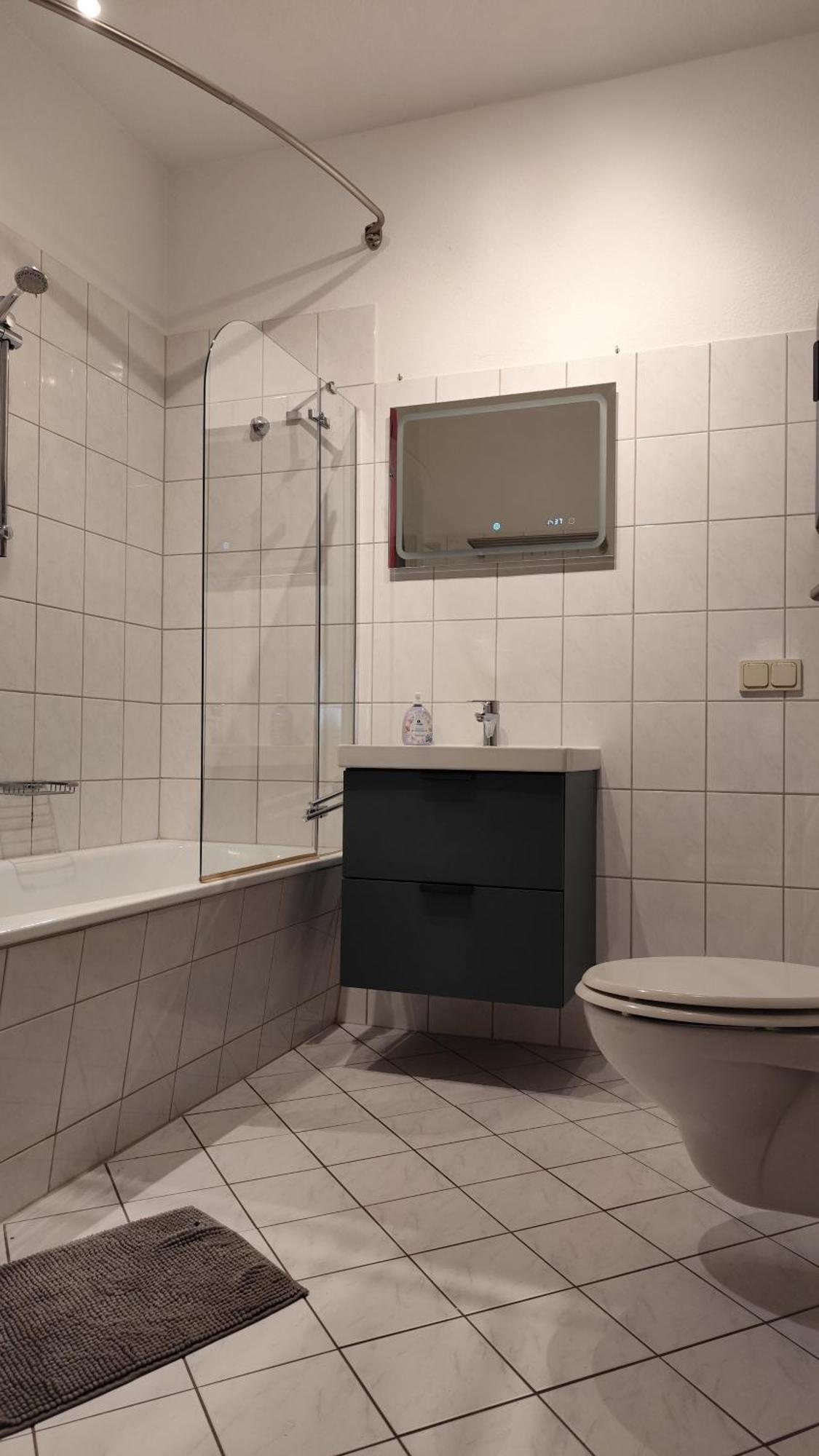 Gäste Und Gläser Apartment *