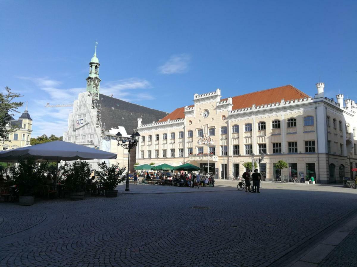 Gäste Und Gläser * Zwickau